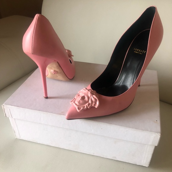 pink versace pumps